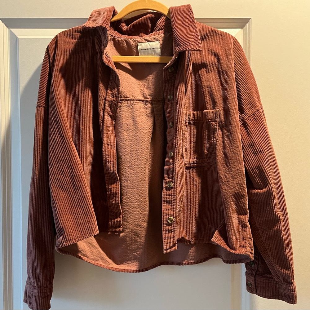 Corduroy burnt red cropped button up